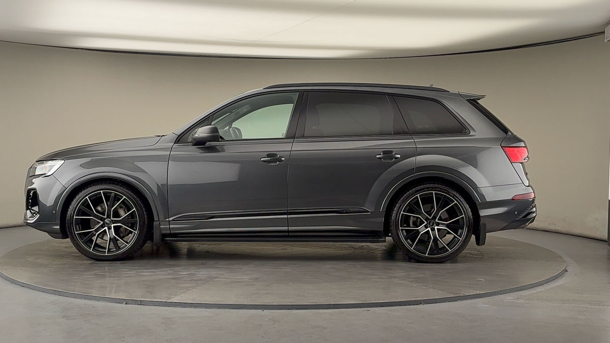 Audi Q7 Image 15