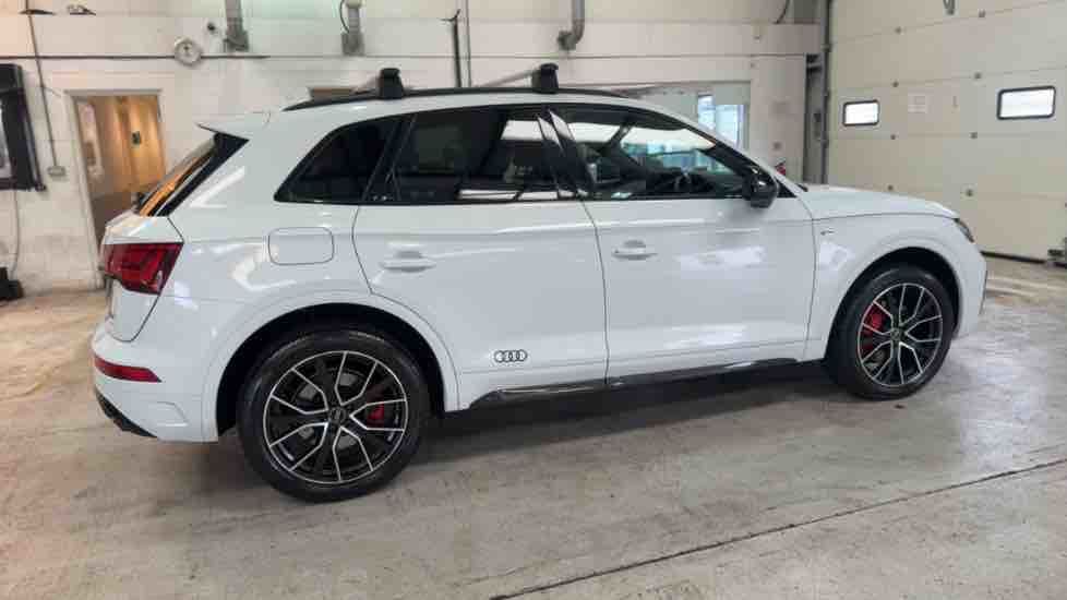 More views of Audi Q5