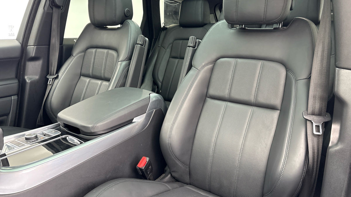 Land Rover Range Rover Sport Image 7