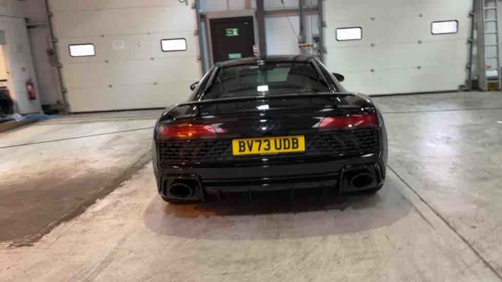 More views of Audi R8