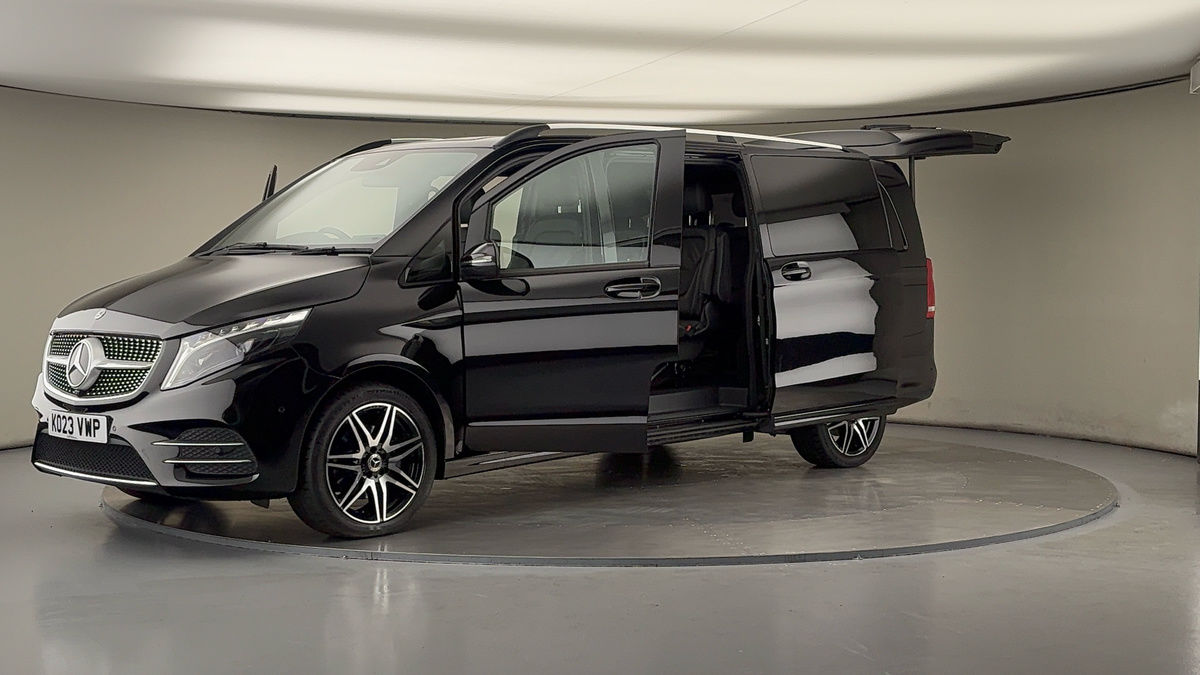 Mercedes-Benz V Class Image 22