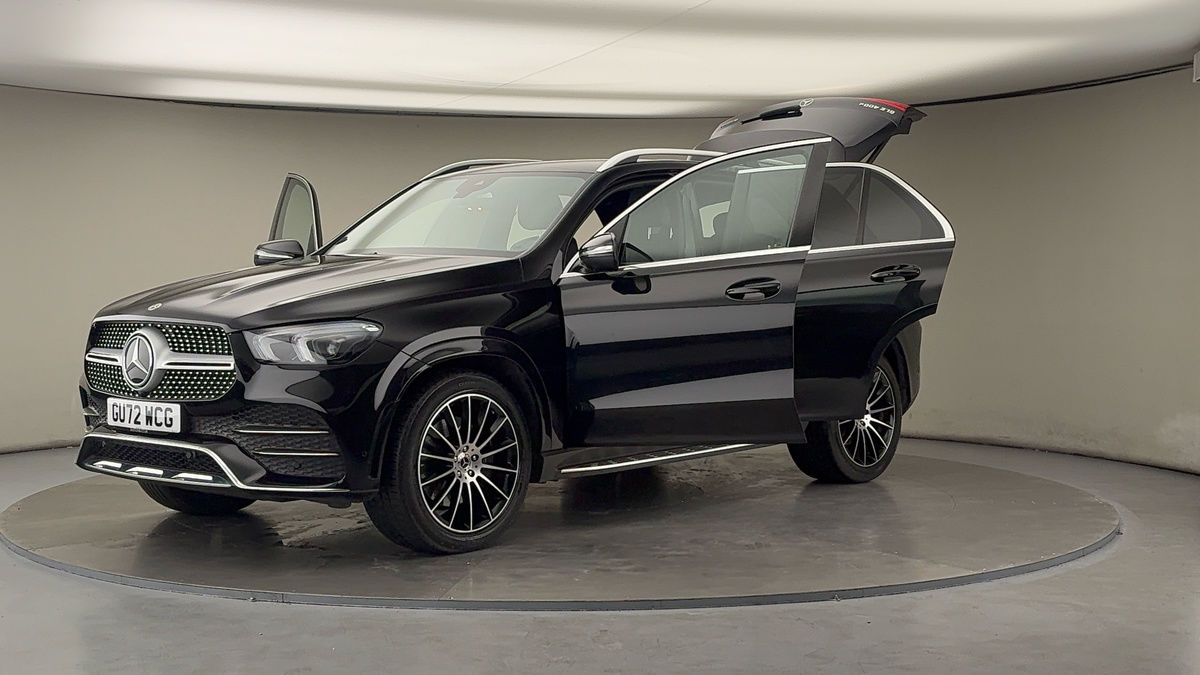 More views of Mercedes-Benz GLE