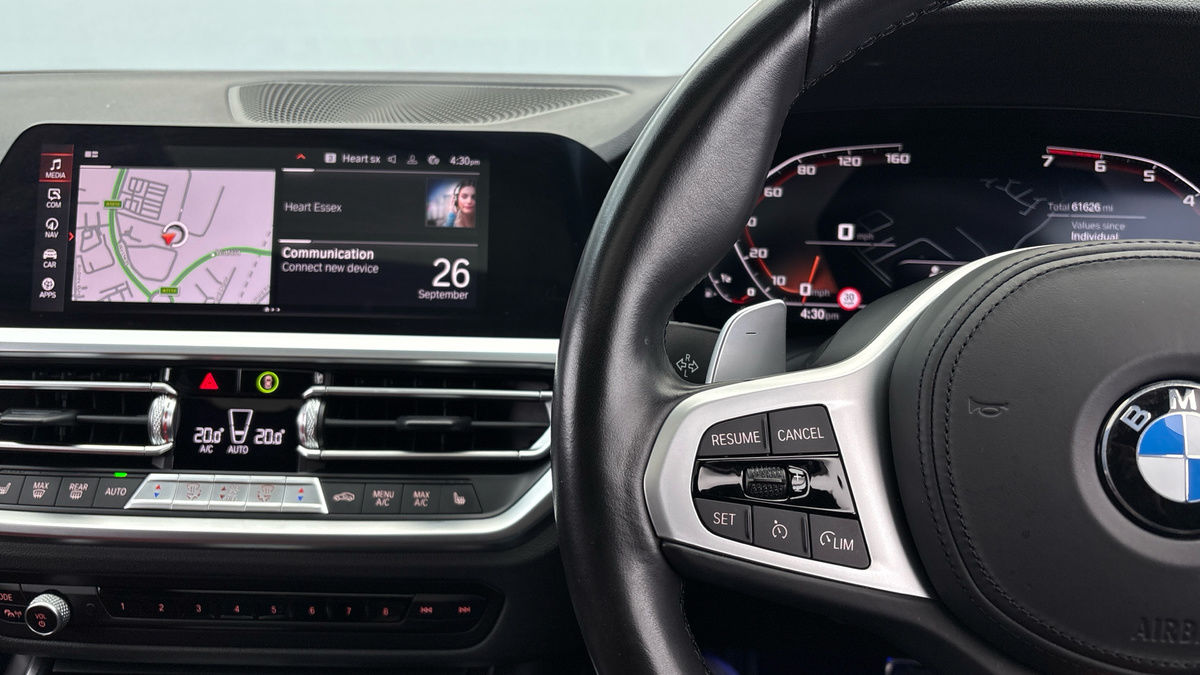 BMW 3 Series Image 13