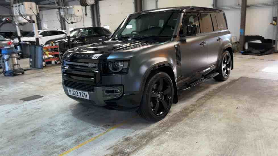 More views of Land Rover Defender 110
