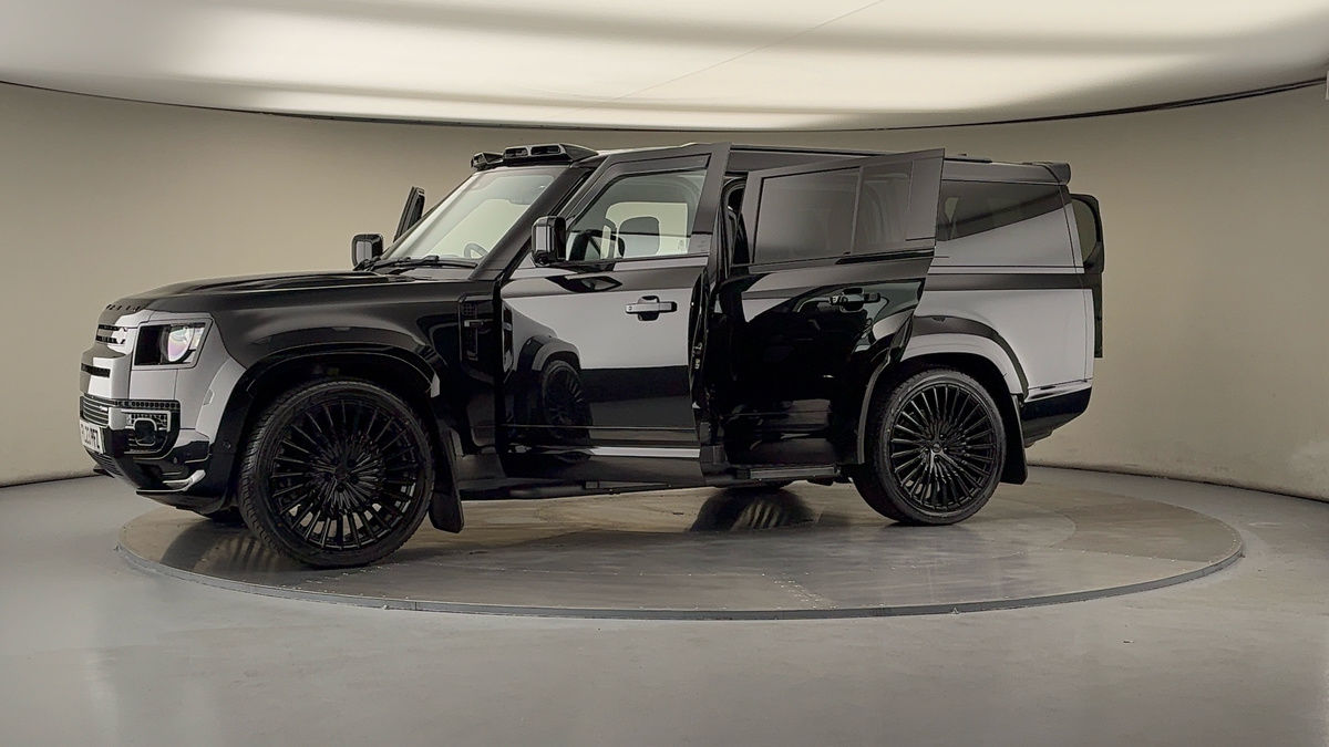 More views of Land Rover Defender 130