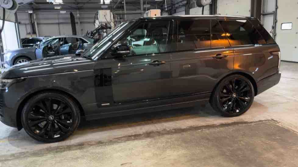 More views of Land Rover Range Rover