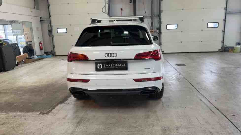 More views of Audi Q5