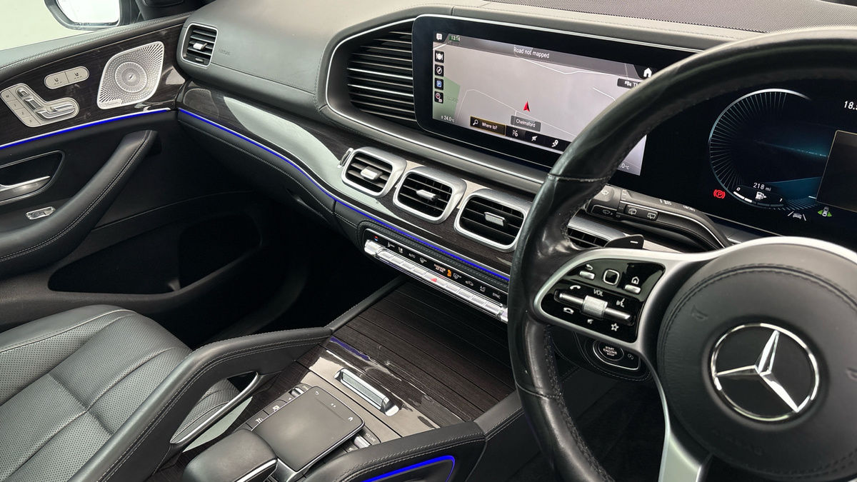 Mercedes-Benz GLS Image 18