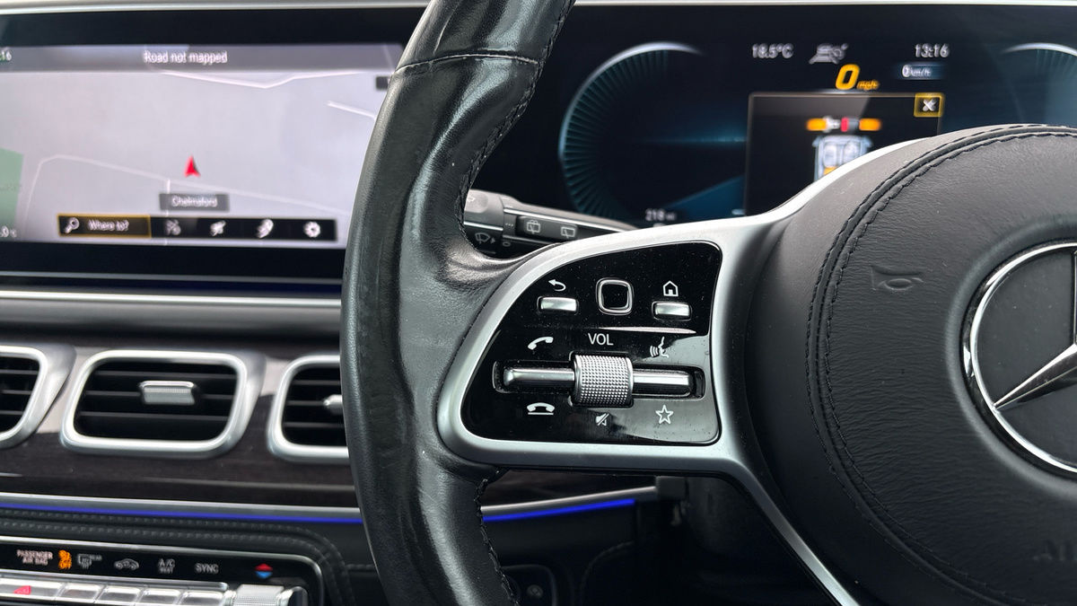 Mercedes-Benz GLS Image 13