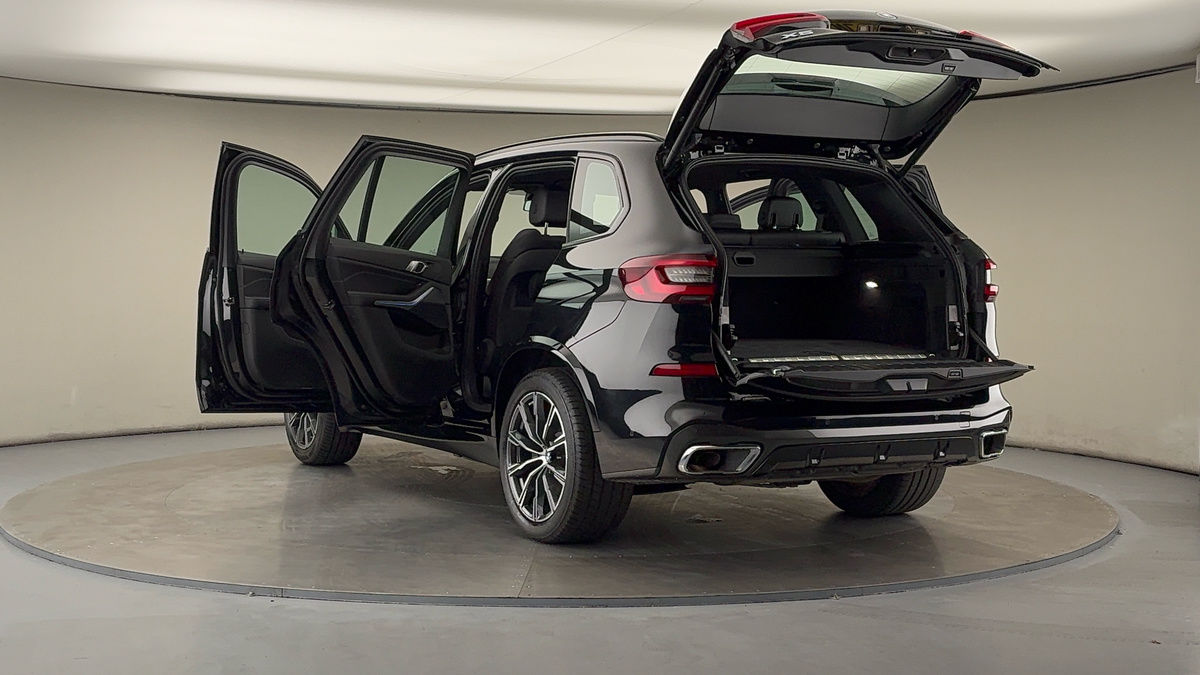 BMW X5 Image 23