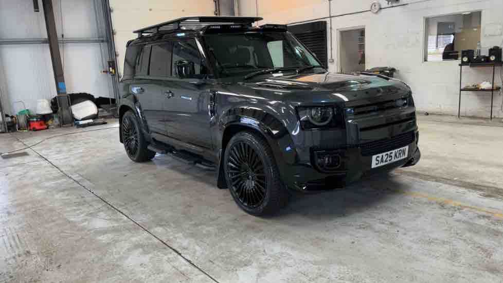 More views of Land Rover Defender 110