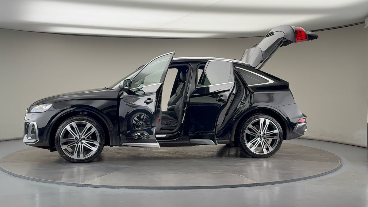 More views of Audi SQ5