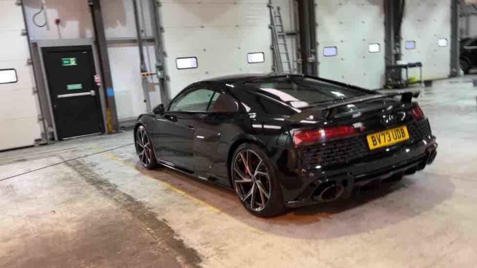 More views of Audi R8