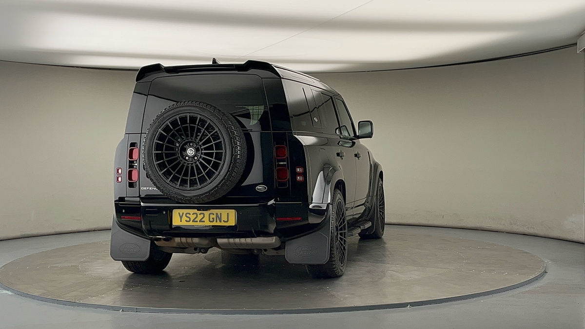 More views of Land Rover Defender 110