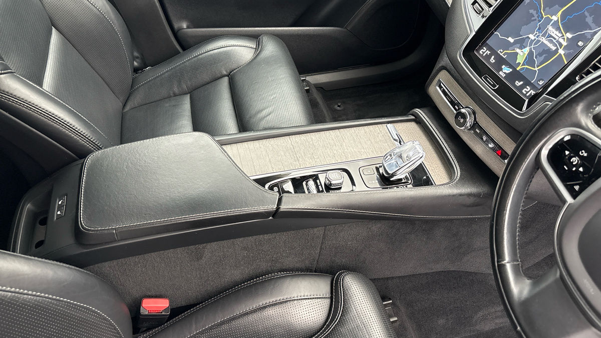 Volvo XC90 Image 18