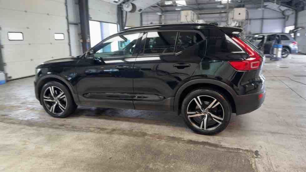 More views of Volvo XC40