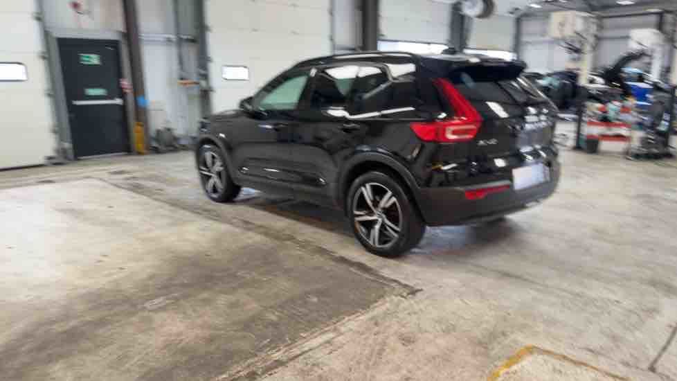 More views of Volvo XC40