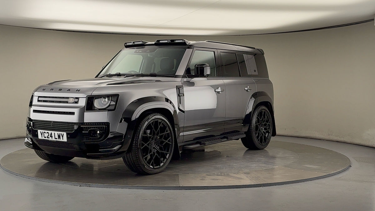 More views of Land Rover Defender 110