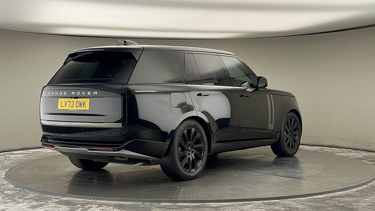 More views of Land Rover Range Rover