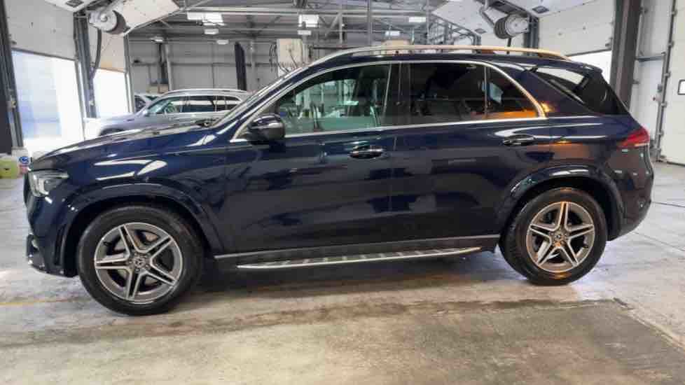More views of Mercedes-Benz GLE