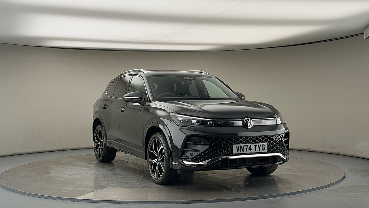 More views of Volkswagen Tiguan