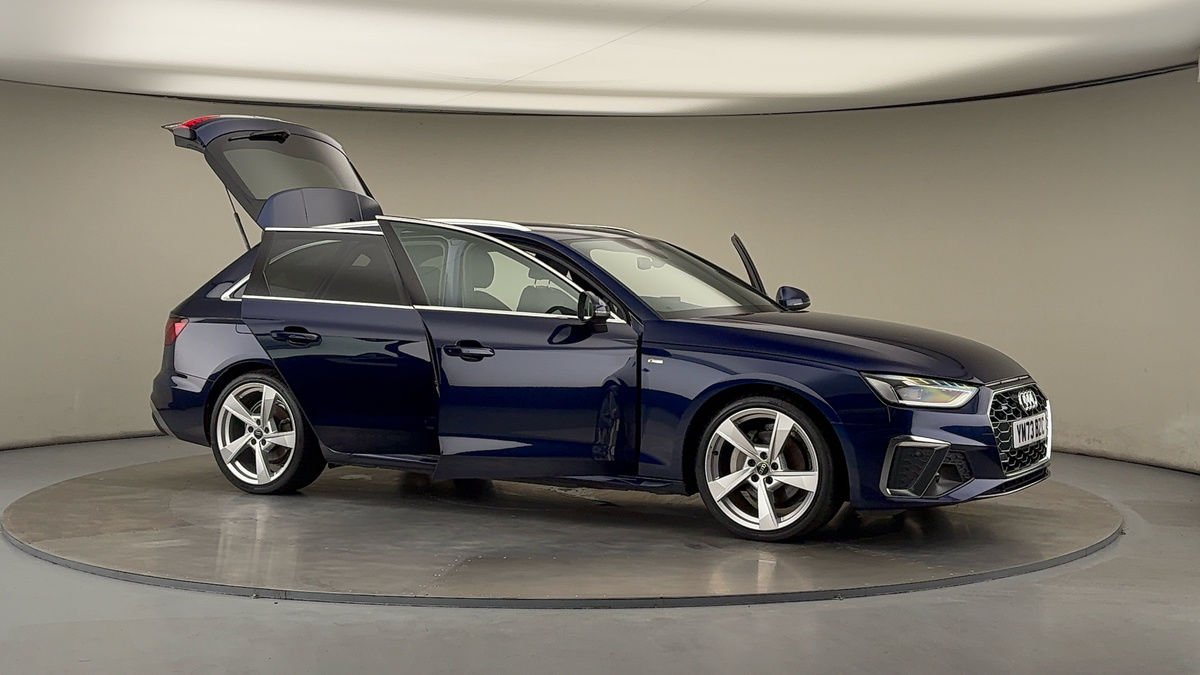 More views of Audi A4 Avant
