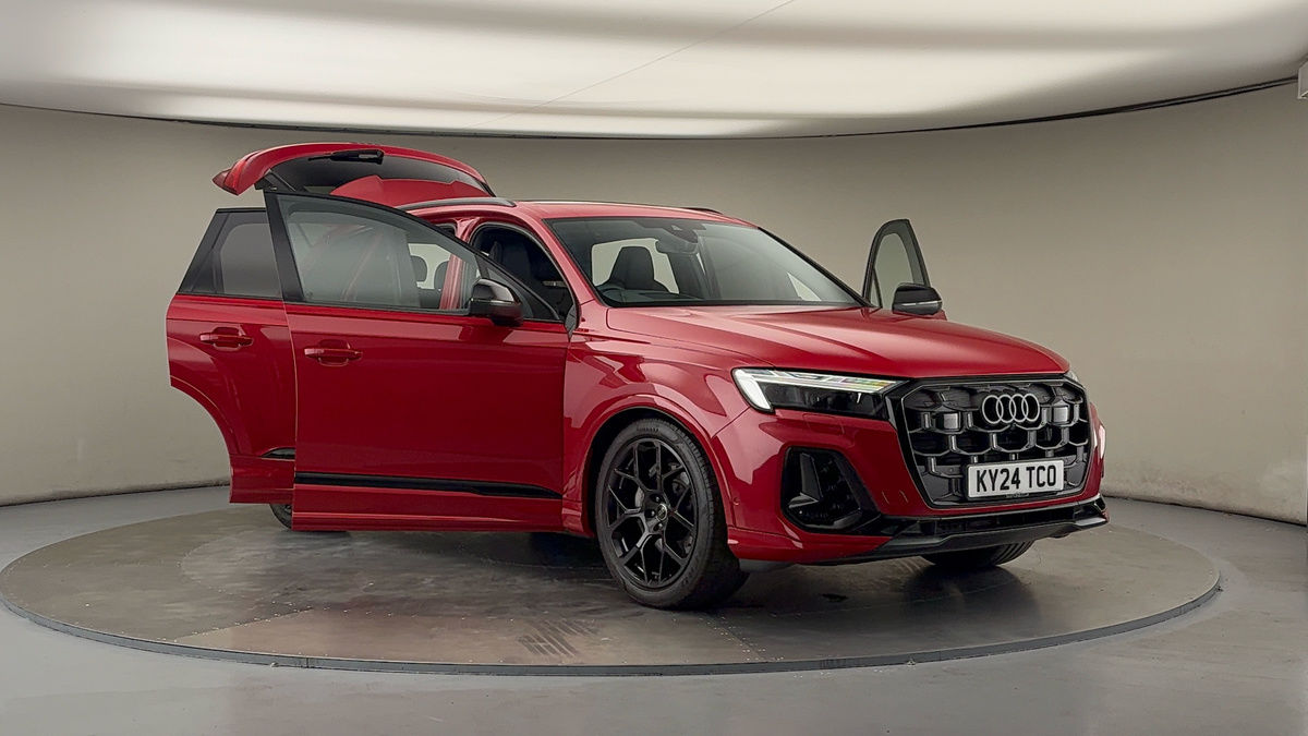 More views of Audi Q7