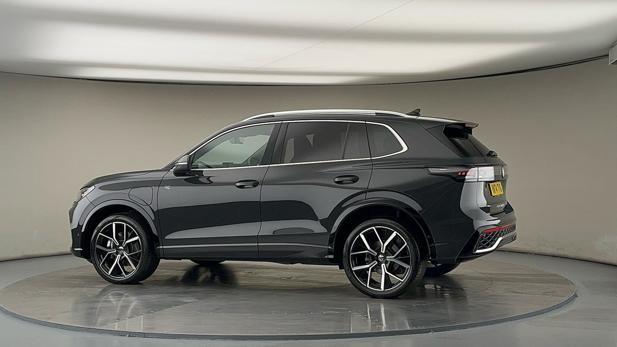 More views of Volkswagen Tiguan