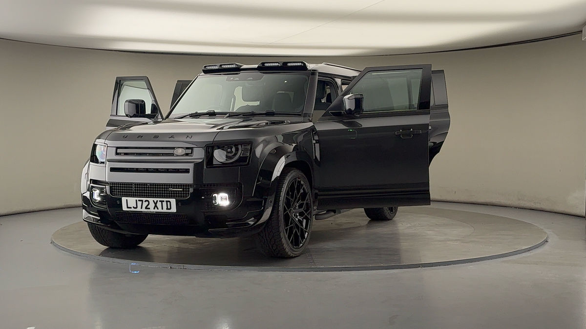 More views of Land Rover Defender 130