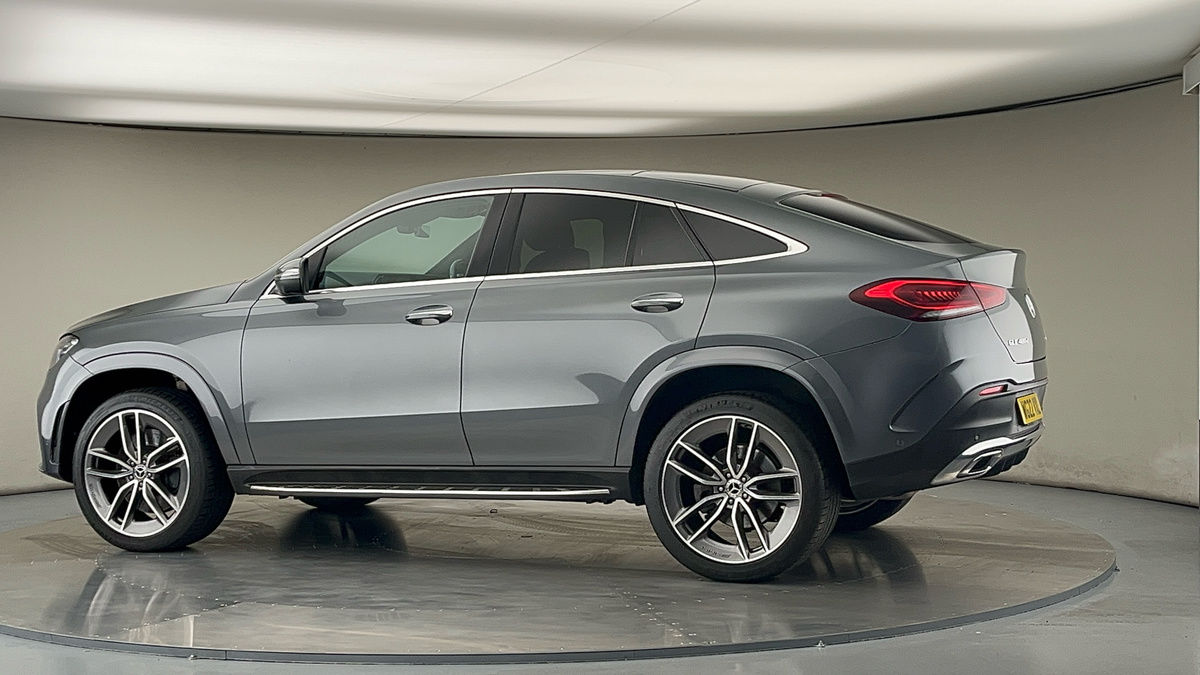 More views of Mercedes-Benz GLE