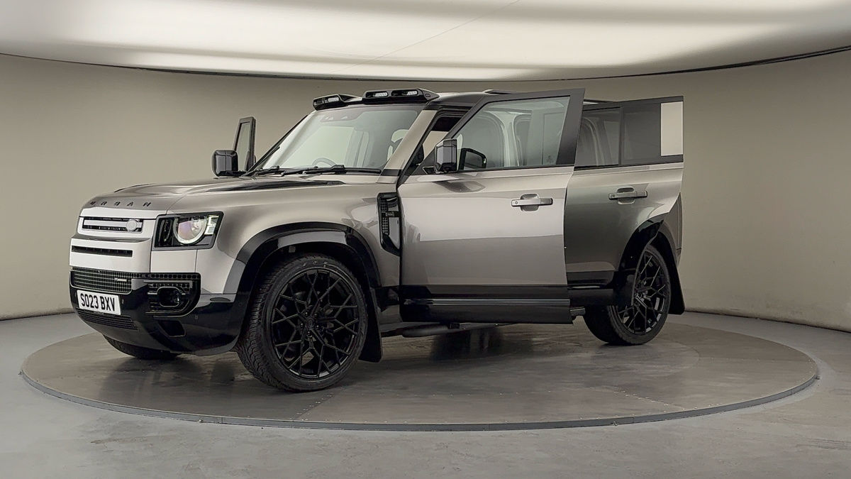 Land Rover Defender 110 Urban Image 44