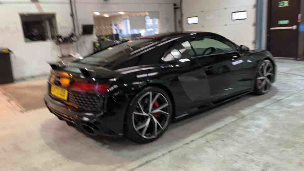More views of Audi R8