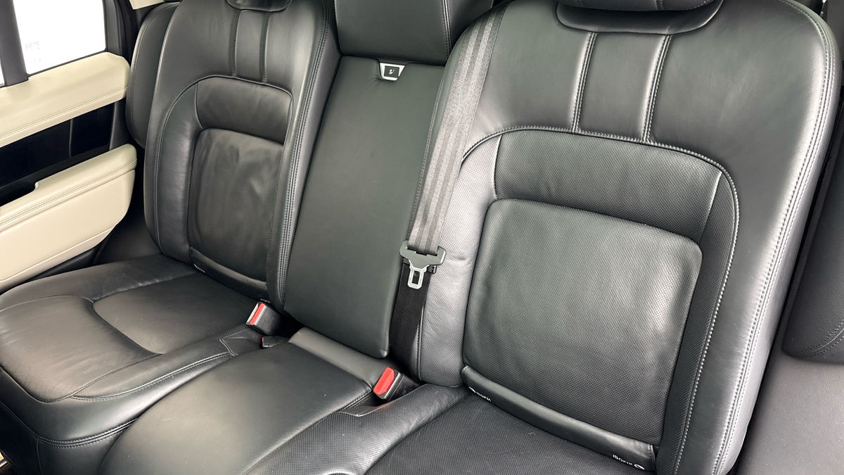 Land Rover Range Rover Image 8