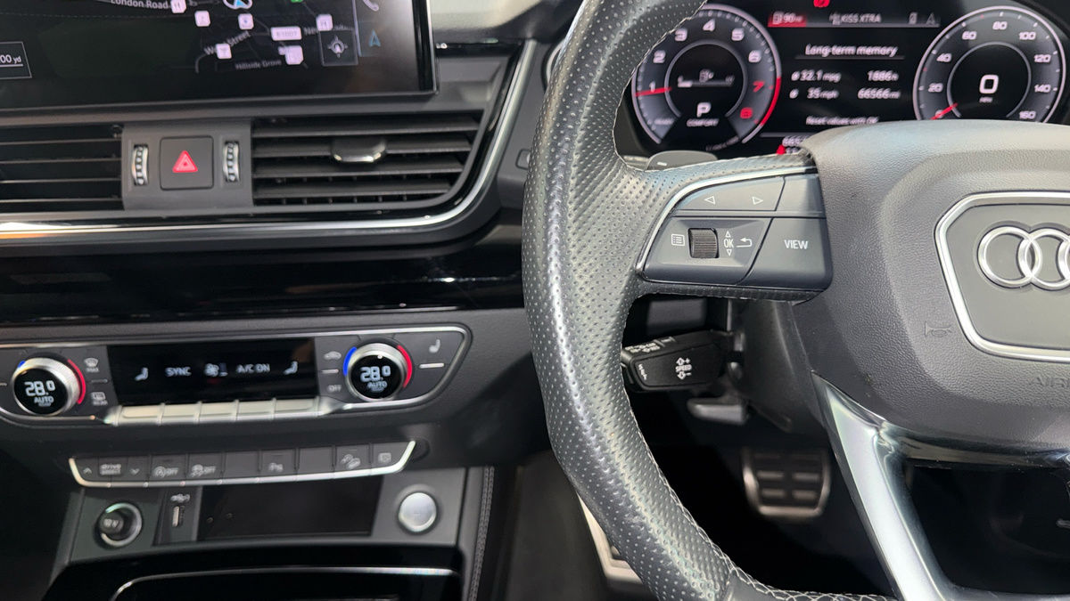 Audi Q5 Image 13