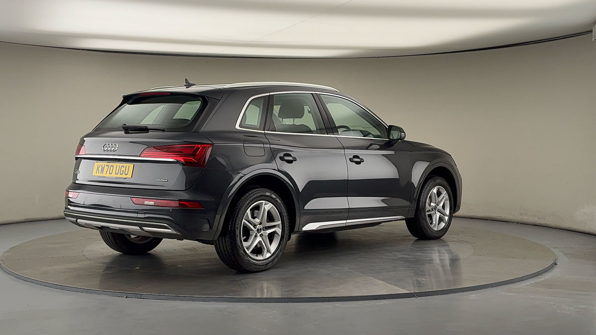 Audi Q5 Image 21