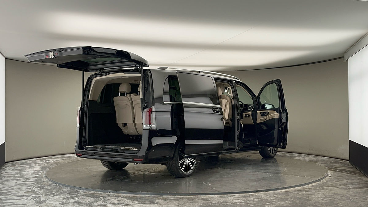 More views of Mercedes-Benz V Class