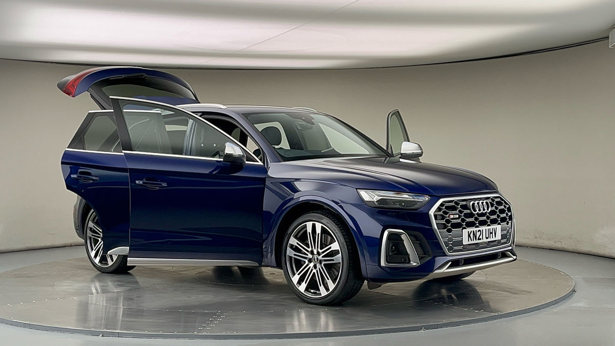 More views of Audi SQ5