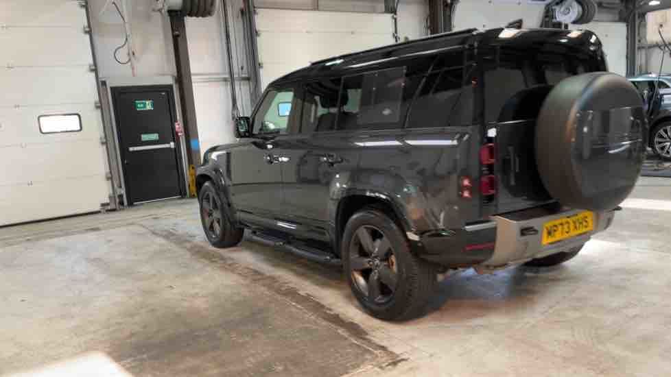More views of Land Rover Defender 110
