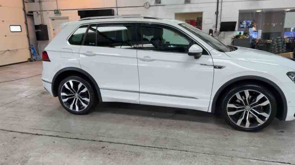 More views of Volkswagen Tiguan