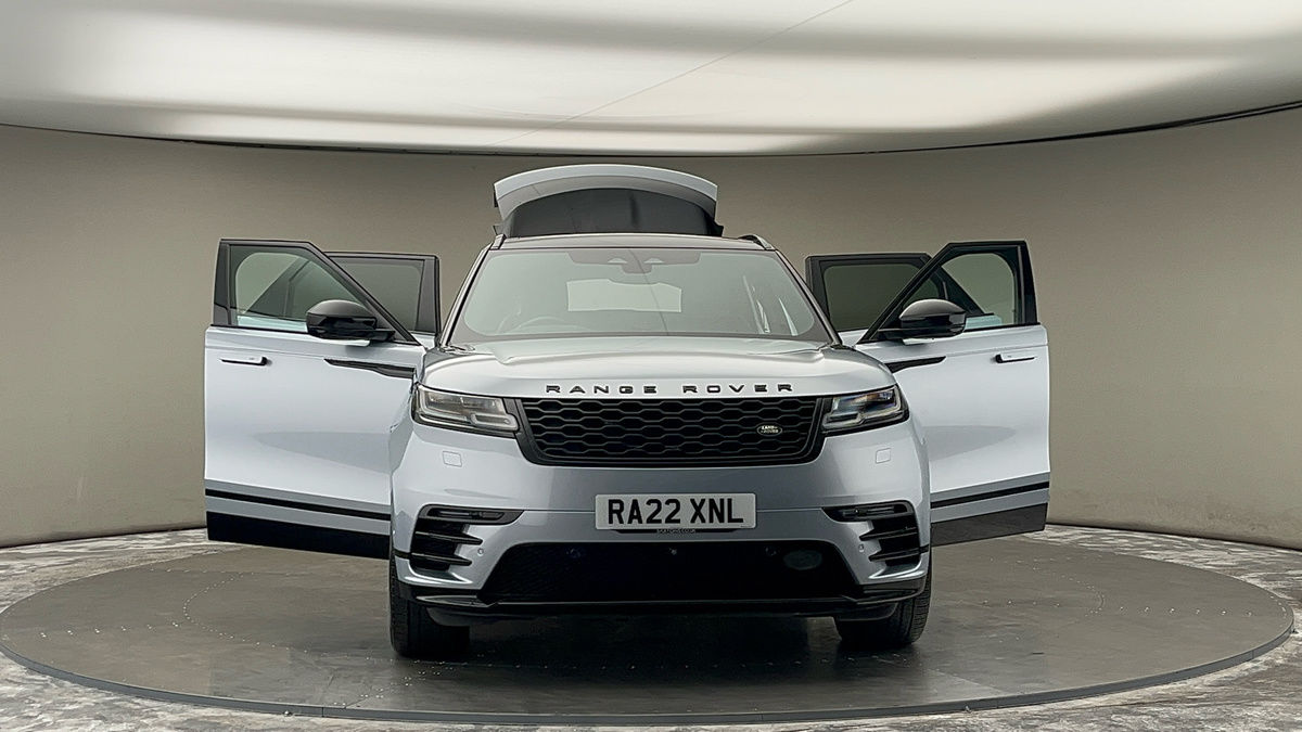 More views of Land Rover Range Rover Velar