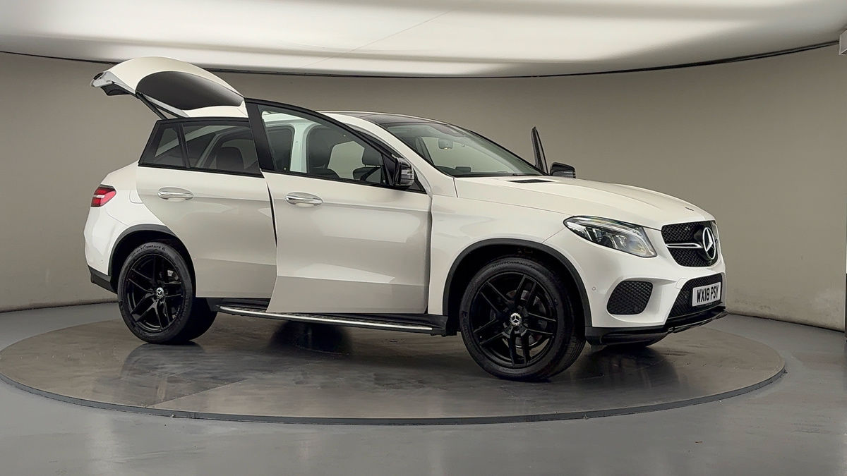 More views of Mercedes-Benz GLE