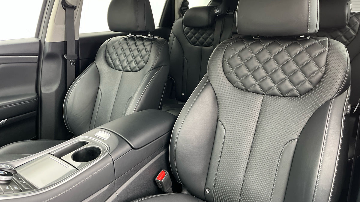 Hyundai Santa Fe Image 7