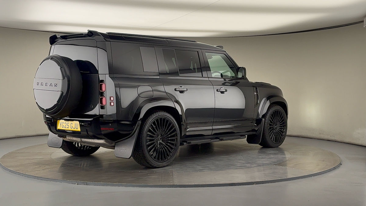 Land Rover Defender 110 Urban Image 21