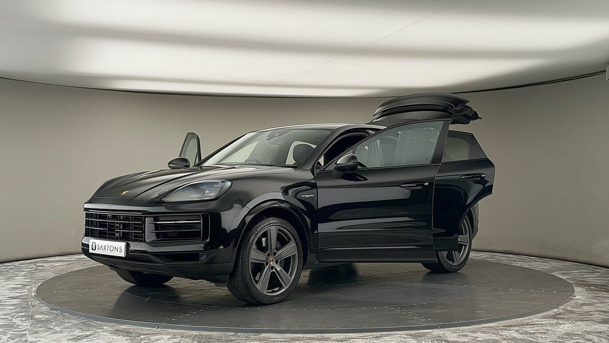 Porsche Cayenne Image 20