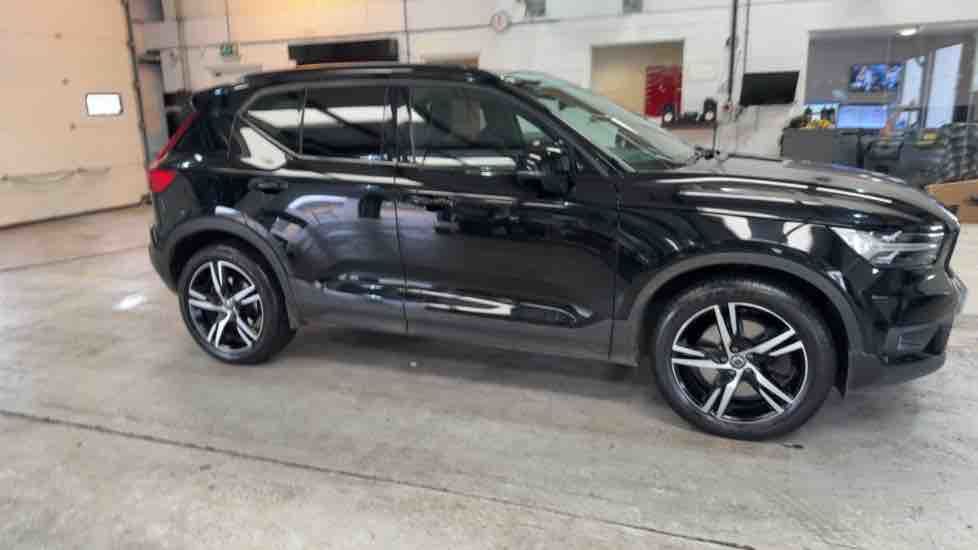 More views of Volvo XC40