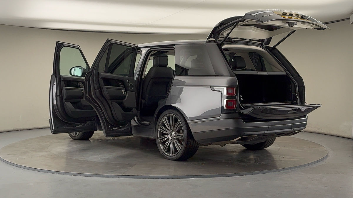 More views of Land Rover Range Rover