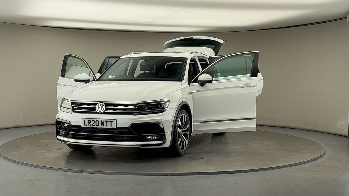 More views of Volkswagen Tiguan