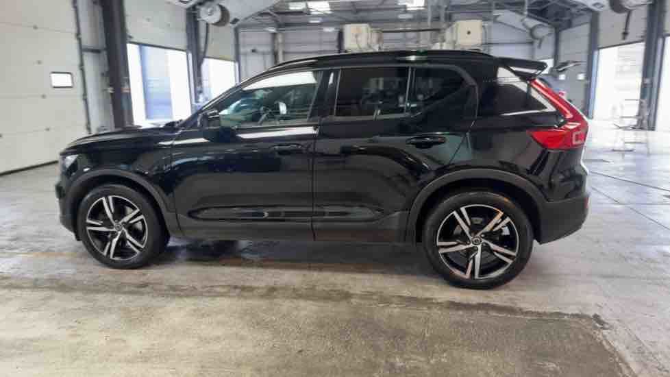 More views of Volvo XC40
