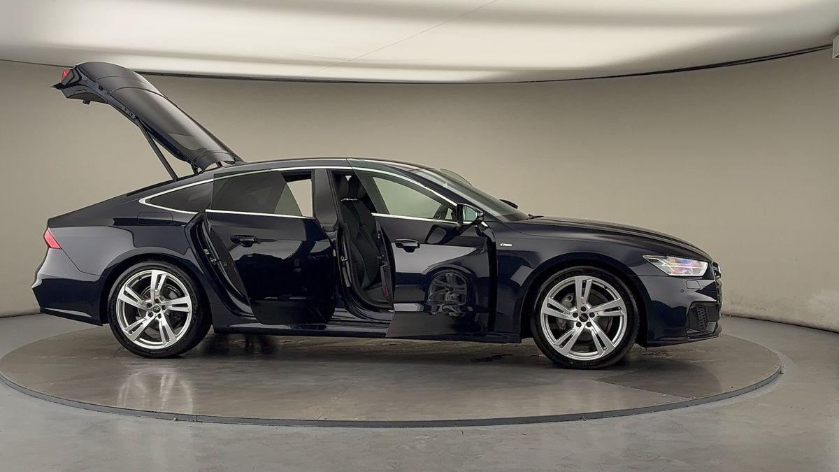 More views of Audi A7