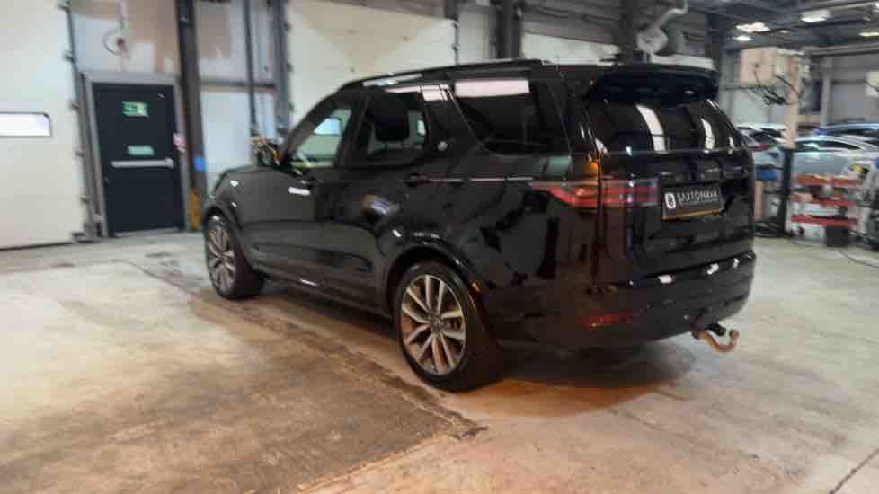 More views of Land Rover Discovery